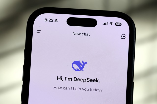 DeepSeek، اپلیکیشن برتر فروشگاه اپل، جایگزین ChatGPT شد.