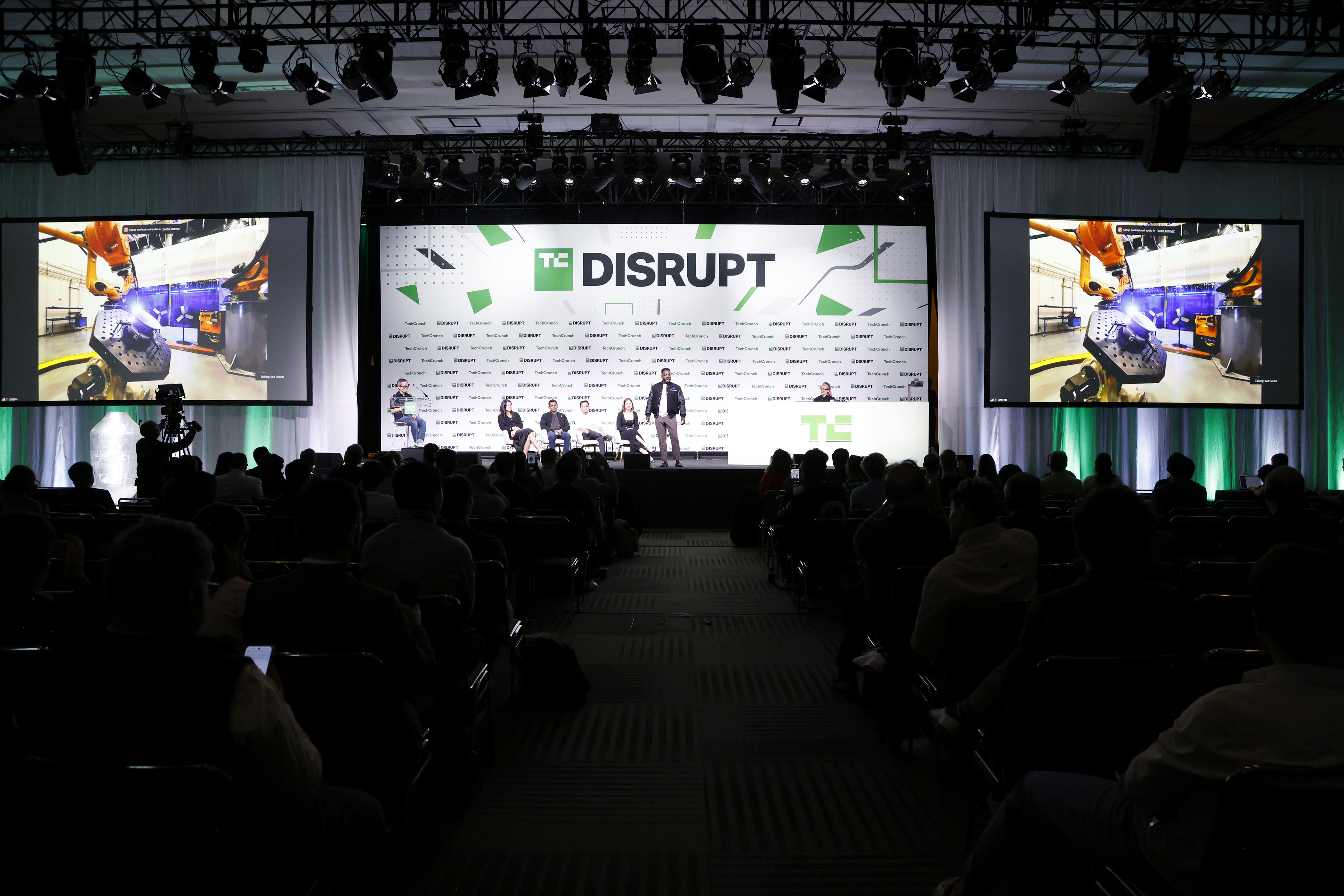 تخفیف ویژه ۲ به ۱ در TechCrunch Disrupt 2025: فقط ۵ روز باقی مانده تا از پایین‌ترین قیمت سال بهره‌مند شوید.